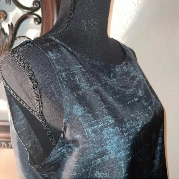 Eileen Fisher Women’s 100% Silk Sleeveless Tank Camisole Top Green Back - Picture 8 of 12